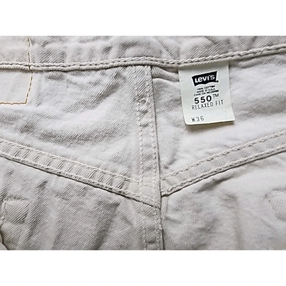 VTG Y2K‎ Levi's Jeans 550 Relaxed Fit Men's 36 Denim Shorts Tan Classic Cool EUC